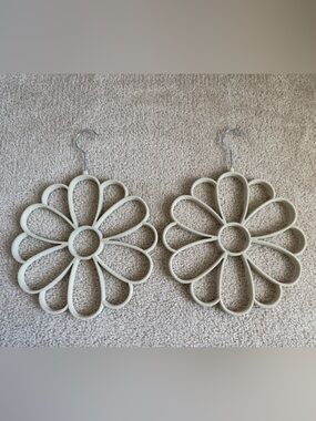 Flower Shaped Scarf/Belt Hangers